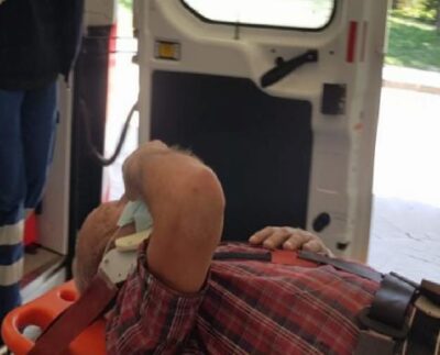 Balyozla yıkılan duvarın altında kaldı 1