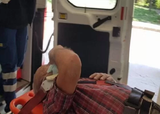 Balyozla yıkılan duvarın altında kaldı 3