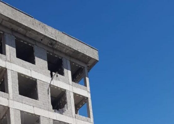Kayseri'de sıvacı, inşaattan düştü 5