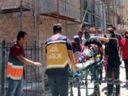Karaman'da inşaatın 3. katından düşen işçi ağır yaralandı 8