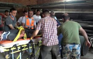 Sinop’ta, çatıdan düşen işçi yaralandı
