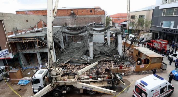 Ankara'da inşaat kirişleri çöktü: 3 işçi yaralandı 1