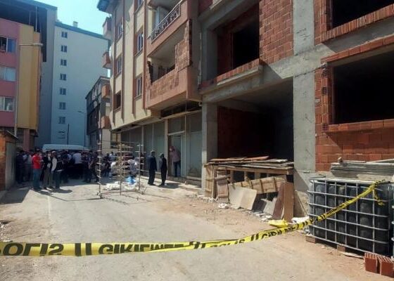 İzmir'de iş cinayeti: İnşaatın balkonundan düşen Kemal Demir hayatını kaybetti 10