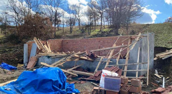 Bilecik'te iş cinayeti: Çöken çatının alında kalan Hüseyin Altıntaş hayatını kaybetti 3