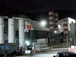 İzmir'de maden ocağında patlama sonrası göçük: 45 işçi yaralandı 3