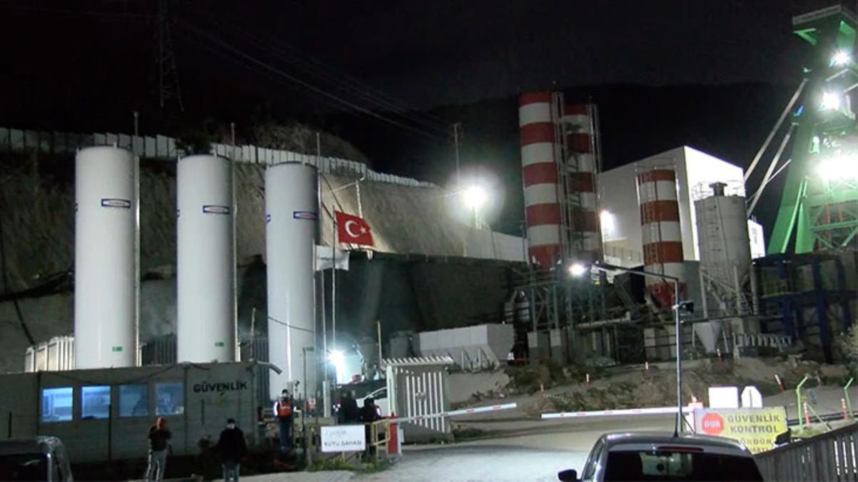 İzmir'de maden ocağında patlama sonrası göçük: 45 işçi yaralandı 13