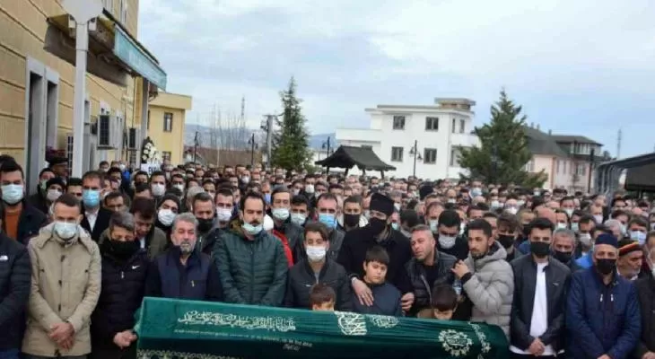 Kocaeli'de iş cinayeti: İş yerinde üzerine ağır tonajlı malzeme düşen Ali Kalaycı yaşamını kaybetti 1