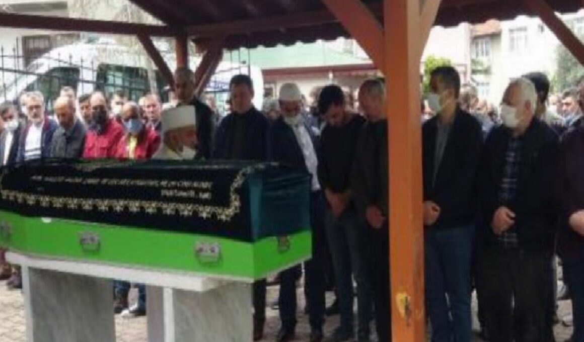 Düzce'de iş cinayeti: Pres makinesine sıkışan Taner Polat hayatını kaybetti 1