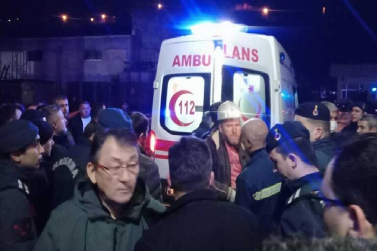 Zonguldak'ta iş cinayeti: Kömür boşaltım aksanına sıkışan Fevzi Yaman hayatını kaybetti 5