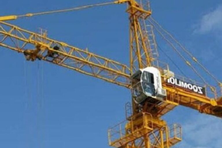 İzmir'de iş cinayeti: Limanda vincin altında kalan Hilkan Arcan hayatını kaybetti 6 İzmir'de iş cinayeti: Limanda vincin altında kalan Hilkan Arcan hayatını kaybetti 4