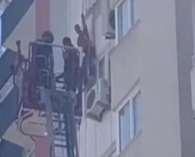 Boya yapan işçiyi emniyet kemeri kurtardı! 3