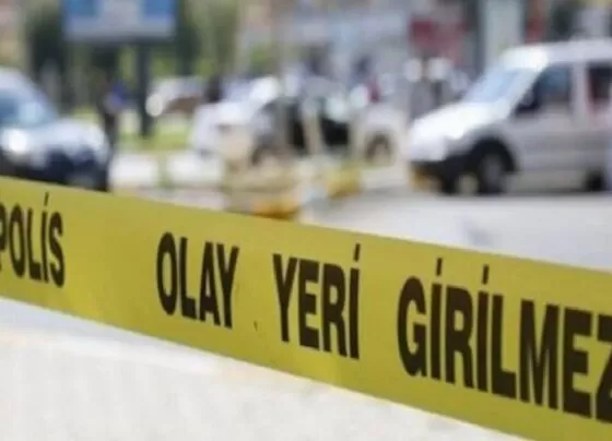 Sakarya'da iş cinayeti: Toprak altında kalan Enes Belecik hayatını kaybetti 1