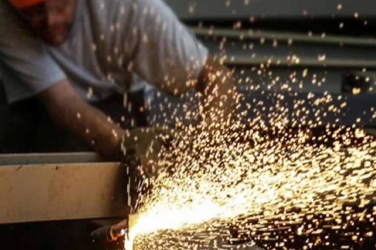 Türkiye'deki sendikalı işçi sayısı 2,2 milyon oldu 4