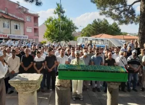 Bursa'da iş cinayeti: Amonyak tankını temizlerken zehirlenen Muhammet Neyaman hayatını kaybetti 2