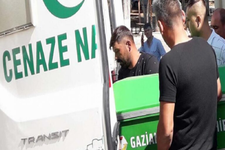 Gaziantep'te iş cinayeti: Çöken iskelenin altında kalan Abdullah Yüzbaşı hayatını kaybetti 12 Gaziantep'te iş cinayeti: Çöken iskelenin altında kalan Abdullah Yüzbaşı hayatını kaybetti