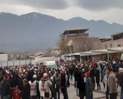 Bursa’da Yeşim Tekstil’de çalışan 4 bin 500 işçi greve gitti