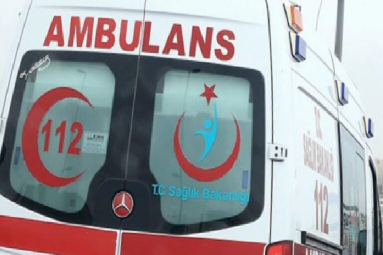 Şanlıurfa'da iş cinayeti: Fabrikanın çatısından düşen Erdal Topdağ yaşamını yitirdi 2 Şanlıurfa'da iş cinayeti: Fabrikanın çatısından düşen Erdal Topdağ yaşamını yitirdi