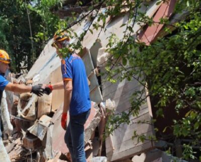 Kocaeli'de iş cinayeti: Evin yıkımında göçük altında kalan 2 işçi yaşamını yitirdi