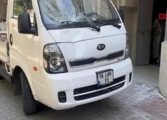 Bursa'da cam balkon montajı yapan Enes Kurnaz yayatını haybetti 8