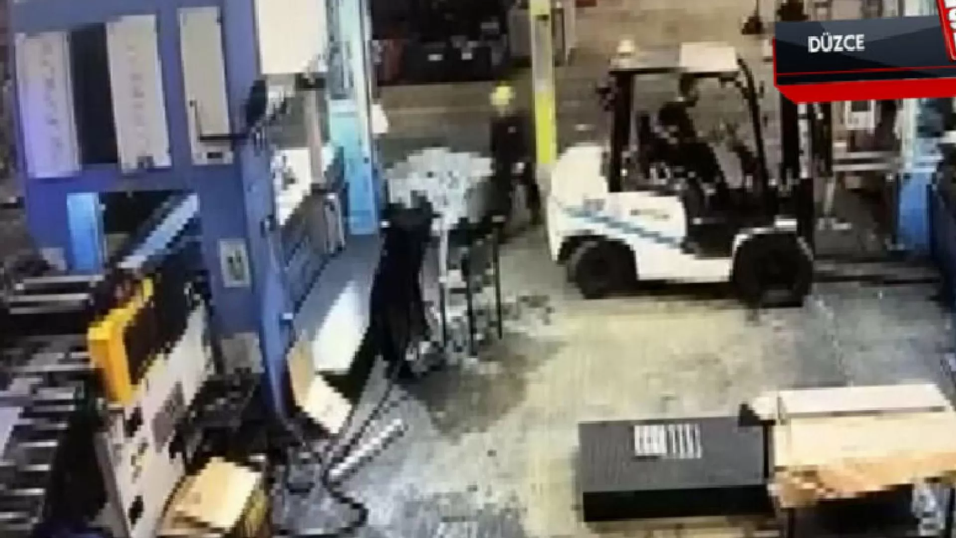 Düzce'de forklift ile duvar arasına sıkışan Taner Efe Talay yaşamını kaybetti