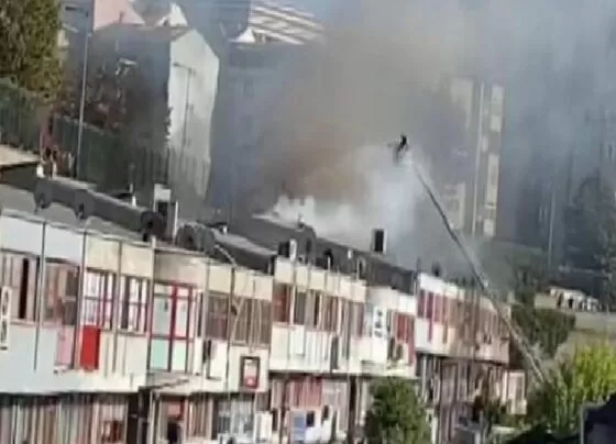 Bağcılar'da Matbaacılar Sitesi'nde yangın: 1 işçi hayatını kaybetti