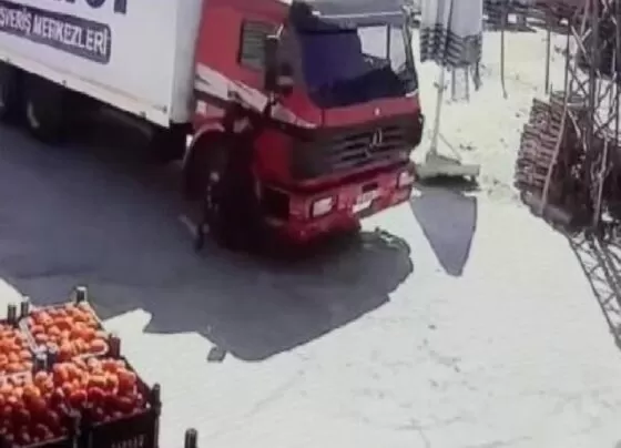 Karatay'da iş cinayeti: Kamyonun altında kalan işçi hayatını kaybetti