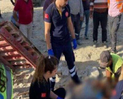 Aydın'da iş cinayeti: Üzerine demir kalıp düşen işçi yaşamını kaybetti