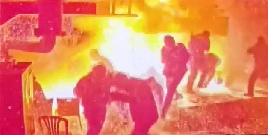 İskenderun’da demir çelik fabrikasında patlama: Çok sayıda işçi yaralandı