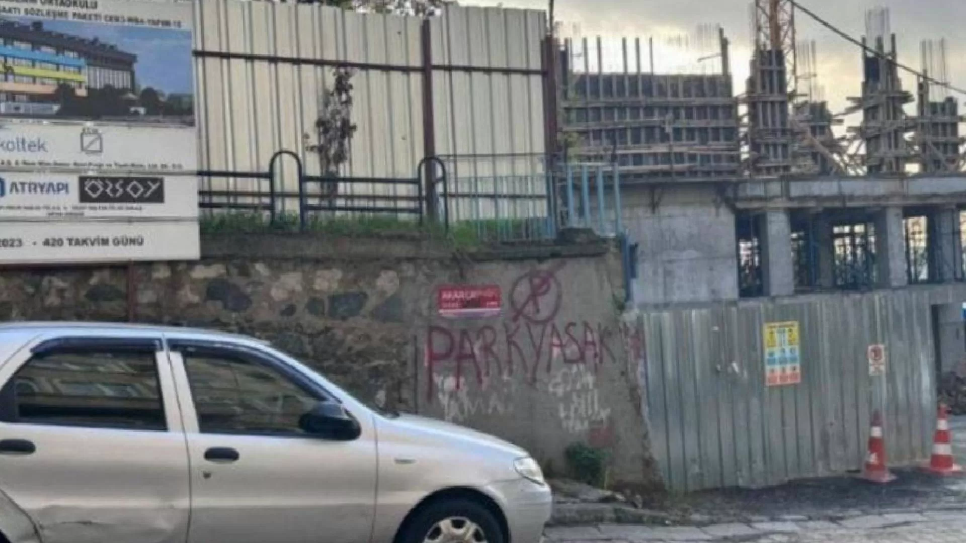 Okul inşaatından düşen işçi hayatını kaybetti