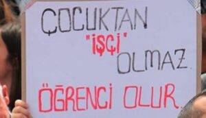 Çocuk işçi cinayeti: 15 yaşındaki Stajyer öğrenci sunta bloklarının altında kalarak yaşamını kaybetti