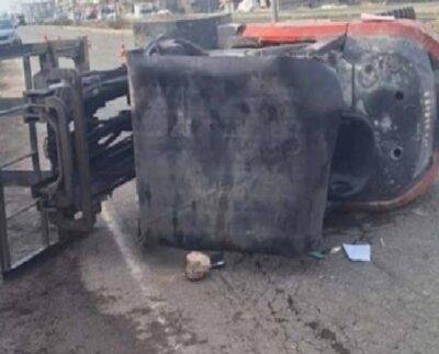 Diyarbakır’da devrilen forkliftin altında kalan işçi, hayatını kaybetti