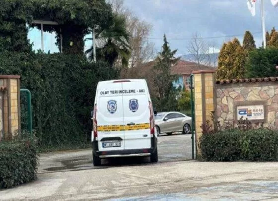 Düzce'de üzerine malzeme düşen 49 yaşındaki işçi hayatını kaybetti