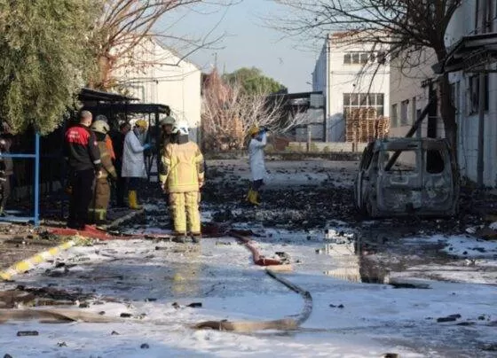 Çiğli’deki kozmetik fabrikası yangınında ölü sayısı 3’e yükseldi