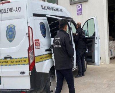 Konya'da pres makinesiyle duvar arasına sıkışan işçi hayatını kaybetti