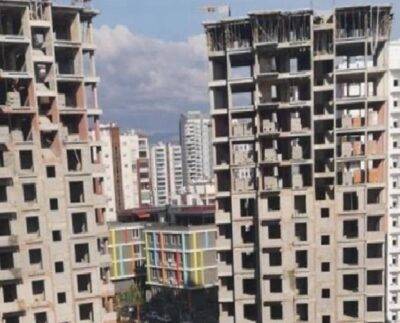 Mersin'de inşaatın 15. katından düşen işçi hayatını kaybetti