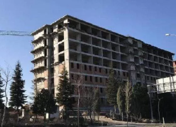 Bilecik'te iş cinayeti... Üzerine kalas düşen 22 yaşındaki işçi yaşamını kaybetti