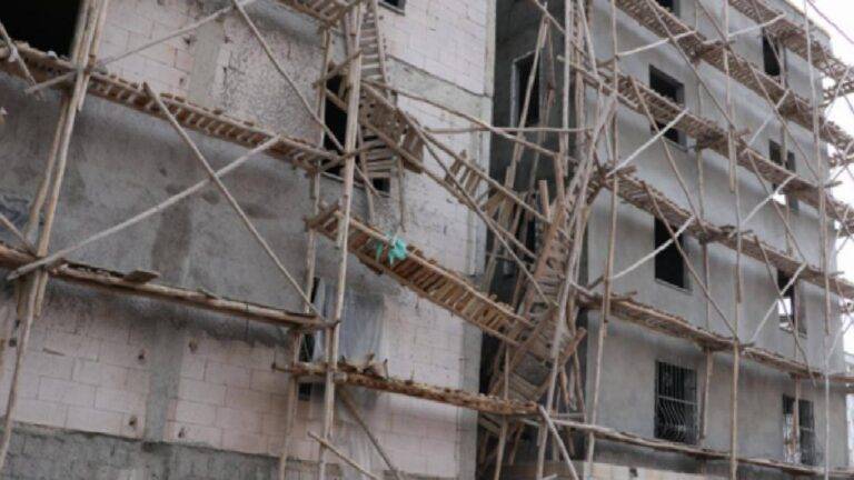 Gaziantep'te iskeleden düşen 28 yaşındaki işçi yaşamını kaybetti