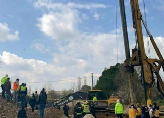Tekirdağ'da hızlı tren hattı çalışmasında yaşanan göçükte 2 işçi hayatını kaybetti!
