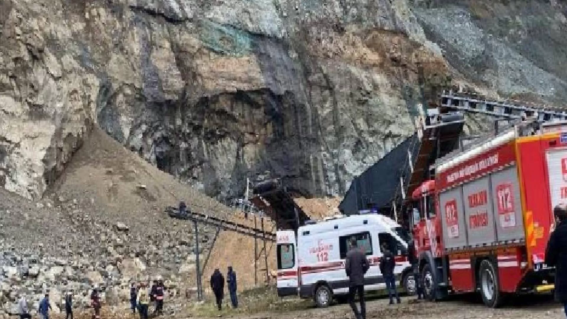 Trabzon'da taş ocağında çalışan 46 yaşındaki işçi yaşamını kaybetti