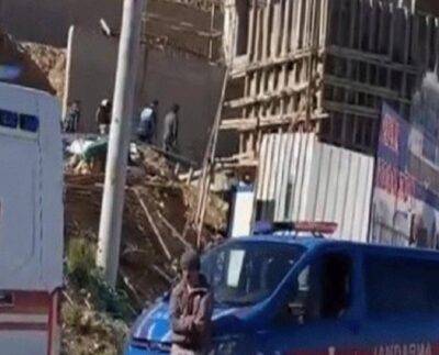 Antalya'da inşaatın ikinci katından düşen 32 yaşındaki işçi hayatını kaybetti