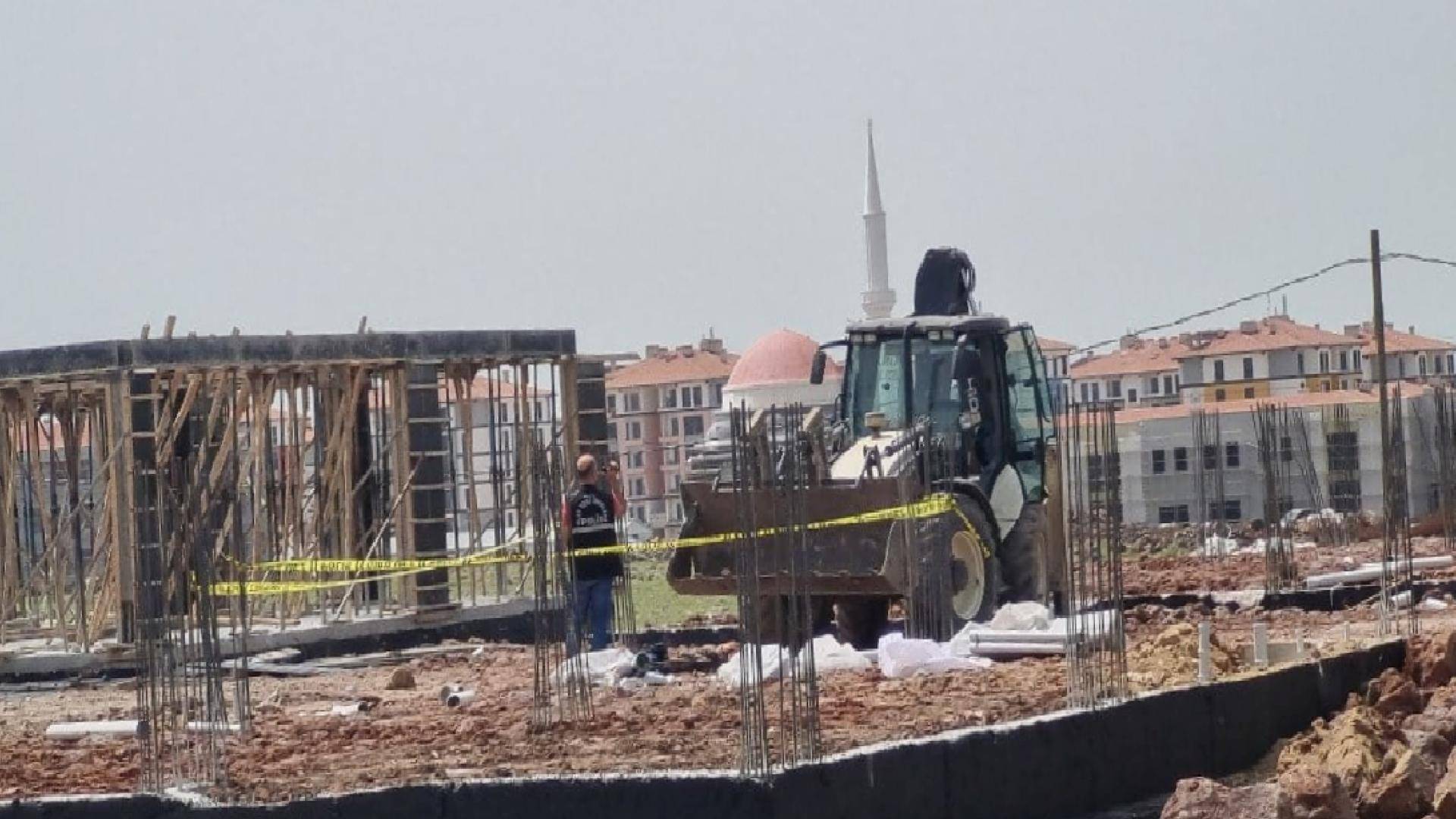 Diyarbakır’da üzerine inşaat demiri düşen işçi yaşamını kaybetti
