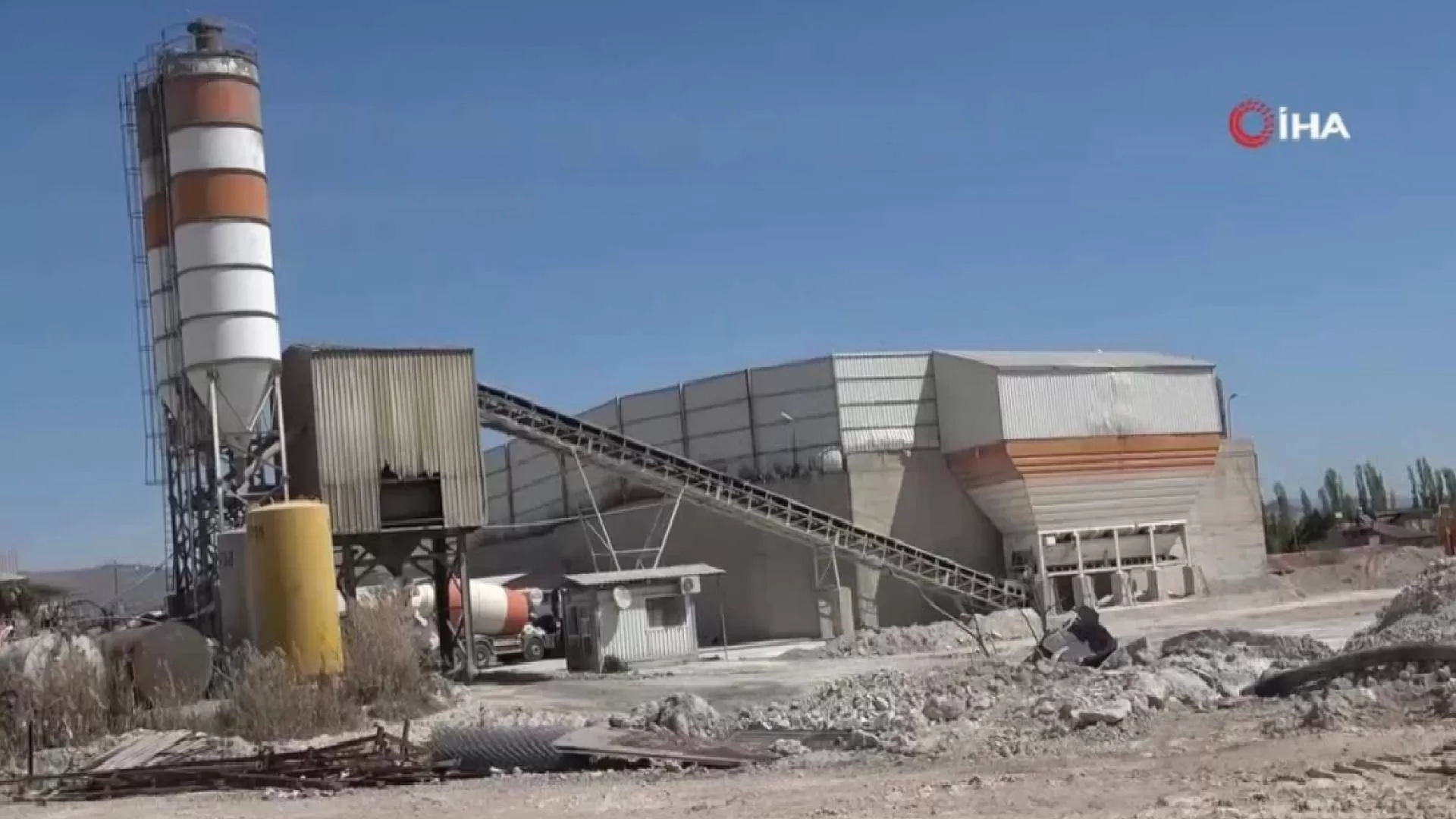 Elazığ'da forkliftin altında kalan 29 yaşındaki işçi hayatını kaybetti