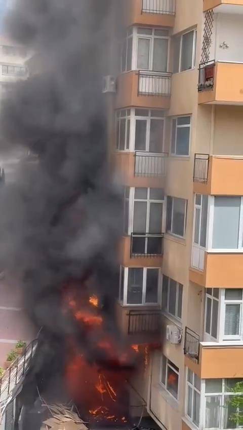 İstanbul Gayrettepe'de gece kulübündeki yangında 29 işçi yaşamını kaybetti 1