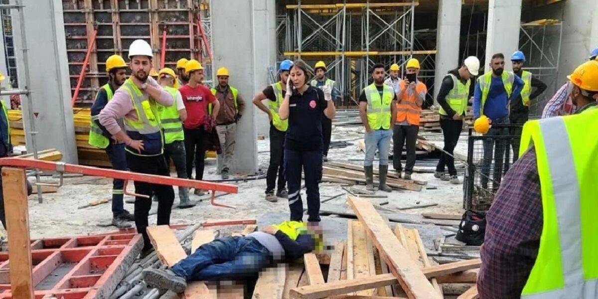 Marmaris'te inşaatta üzerine çelik kalıp düşen 34 yaşındaki işçi yaşamını kaybetti