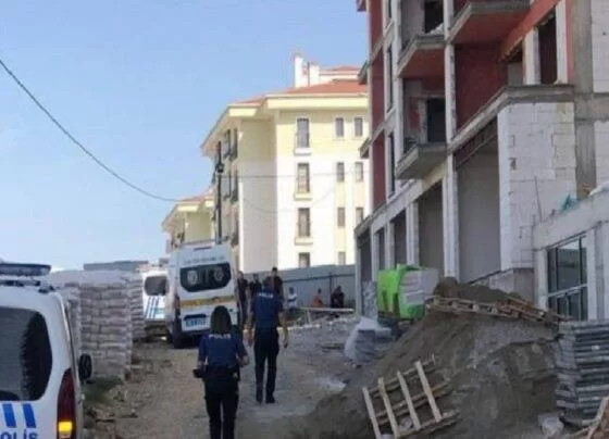 Bursa'da inşaatta yüksekten düşen 39 yaşındaki işçi hayatını kaybetti