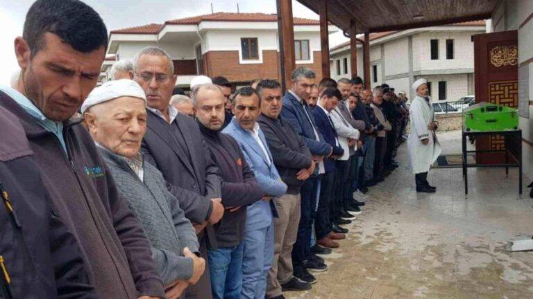 Karabük'te Çağ Demir Çelik fabrikasında yüksekten düşen 31 yaşındaki işçi yaşam savaşını kaybetti