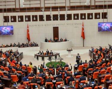 Nasıl bir çelişki: MESEM'deki iş cinayetleri önergesine AKP ve MHP'den ret!