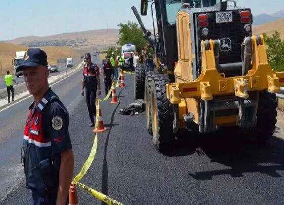 Greyderin altında kalan 61 yaşındaki emekli işçi hayatını kaybetti 3