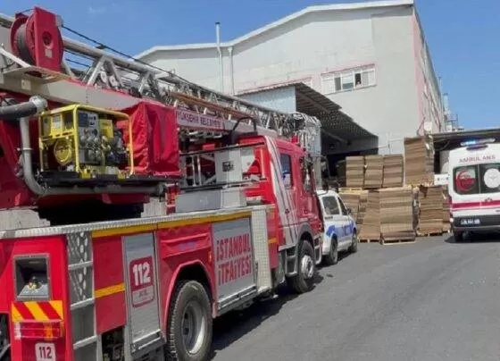 İstanbul'da baskı makinesine sıkışan işçi yaşamını kaybetti