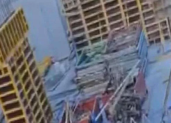 İstanbul'da inşaattan düşen işçi hayatını kaybetti